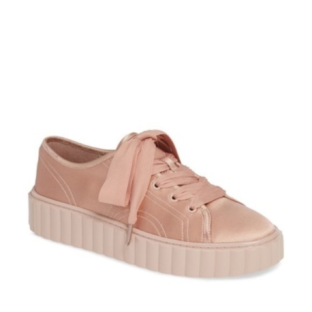 Tory Burch Scallop Cotton & Silk Shoe